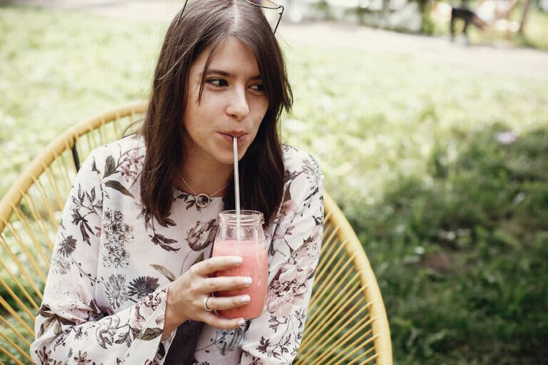 3 batidos matinales para recuperarte tras una noche de insomnio