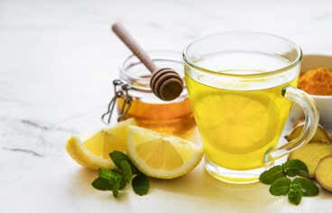 Cómo preparar limonada de cúrcuma para combatir la depresión