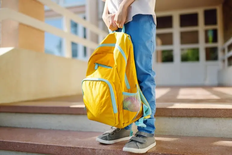 Cuando los bolsos y mochilas afectan a la salud