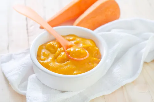 Beneficios-de-las-papillas-de-frutas-para-tu-bebe