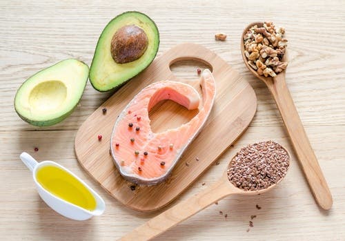 Las grasas saludables deben formar parte de una dieta para tonificar