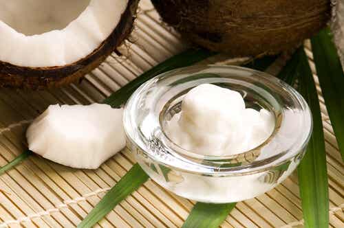 8 trucos de belleza con aceite esencial de coco