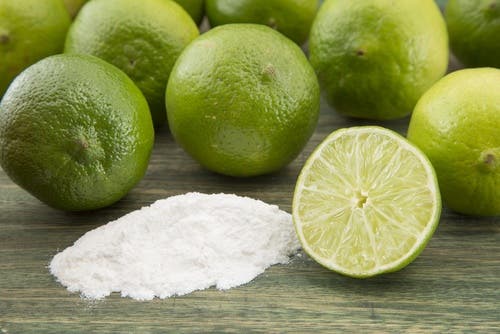Limón y bicarbonato de sodio