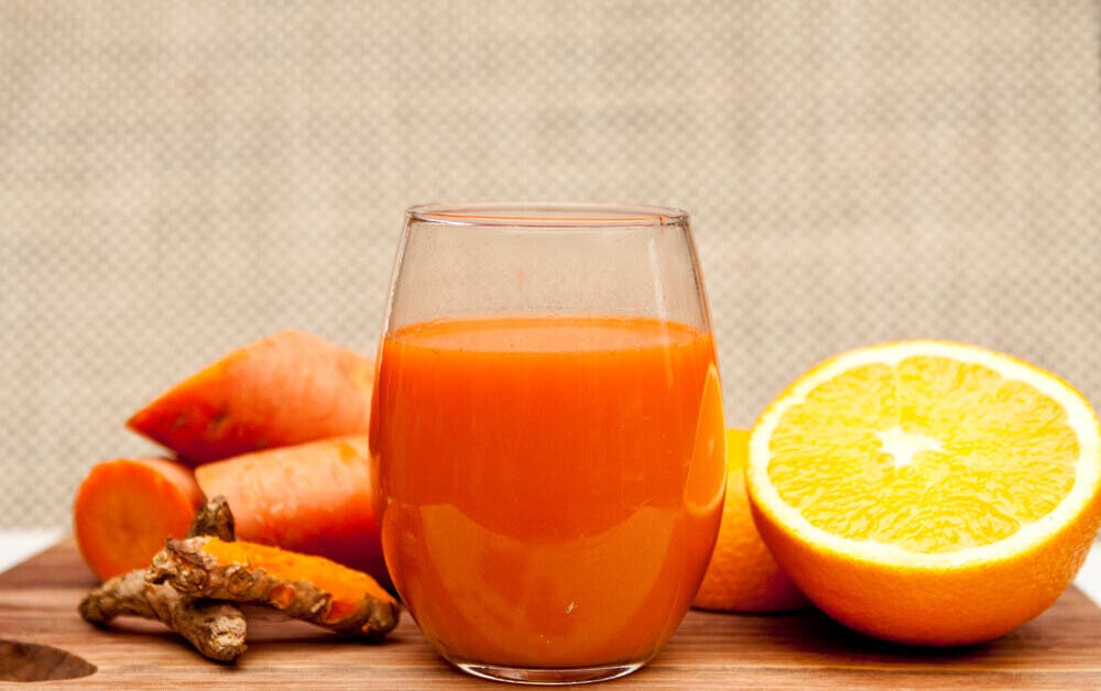 Jugo de naranja y jengibre