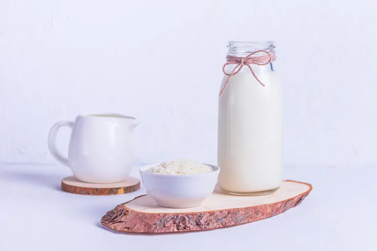 Beneficios de beber un vaso de agua de arroz