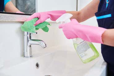 7 trucos para limpiar los grifos de tu hogar de forma natural