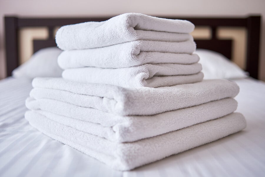 Un truco eficaz que dejará tus toallas viejas como nuevas