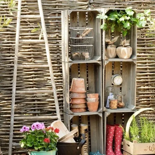 Cómo hacer un mueble para el jardín con cajones de fruta