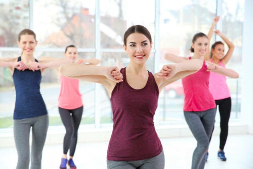 3 bailes que ayudan a tonificar las piernas y glúteos
