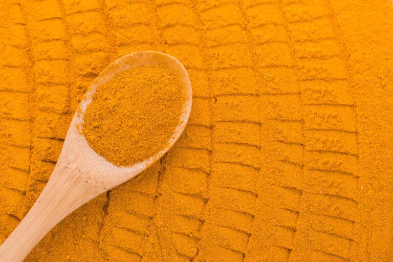 ¿La cúrcuma es tan efectiva como estos medicamentos?