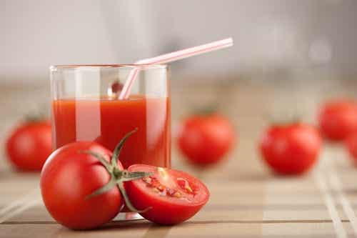 tomate para las manos secas