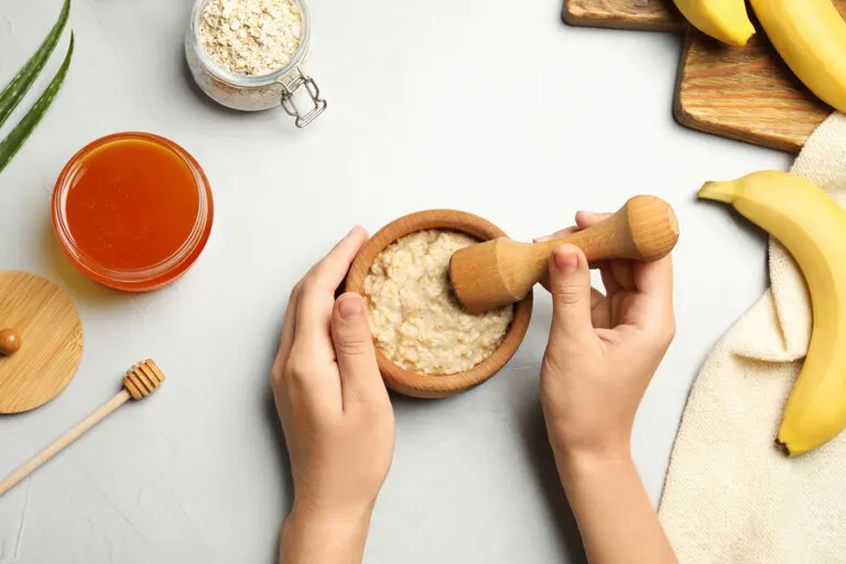5 tratamientos caseros para combatir las espinillas