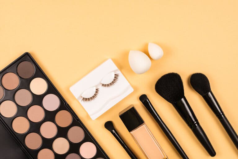 12 trucos cosméticos para lucir una mirada más expresiva