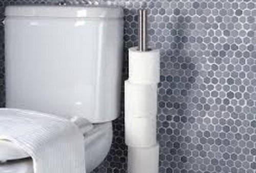 Asearte de la forma incorrecta al ir al baño