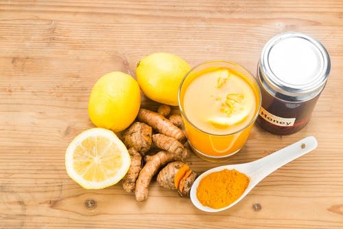 bebida antiinflamatoria con cúrcuma