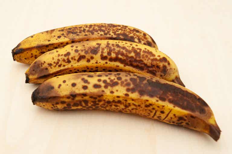 8 beneficios que obtiene tu cuerpo cuando comes bananas maduras
