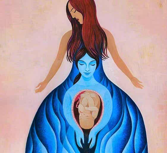 mujer dando a luz