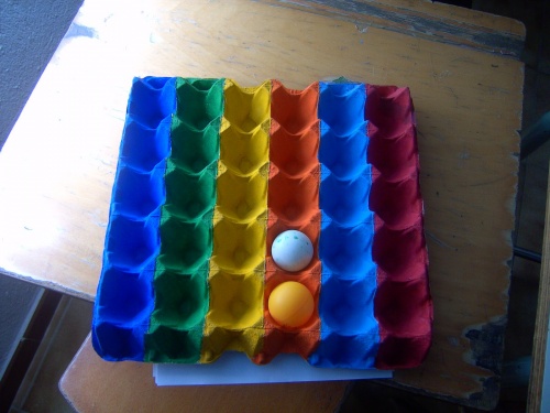 pelotas-carton