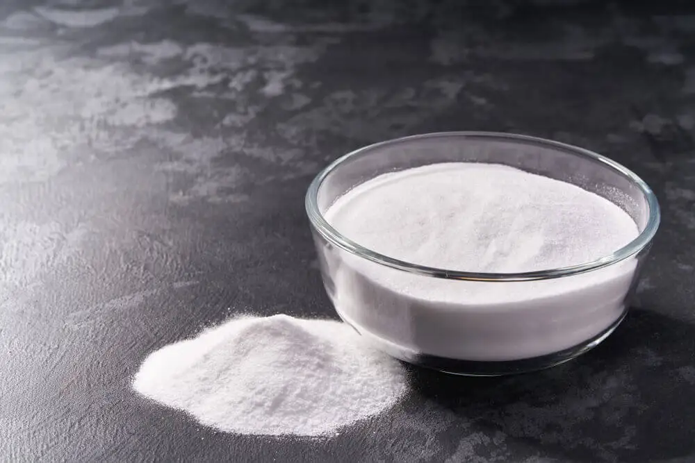 Bicarbonato de sodio para el mal olor de los recipientes de plásticos