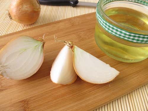 La cebolla es efectiva para prevenir la aparición de moretones.