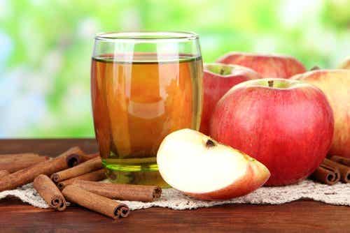 Las manzanas protegen nuestro sistema digestivo.