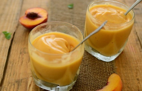 Beneficios del batido de melocotón y té verde