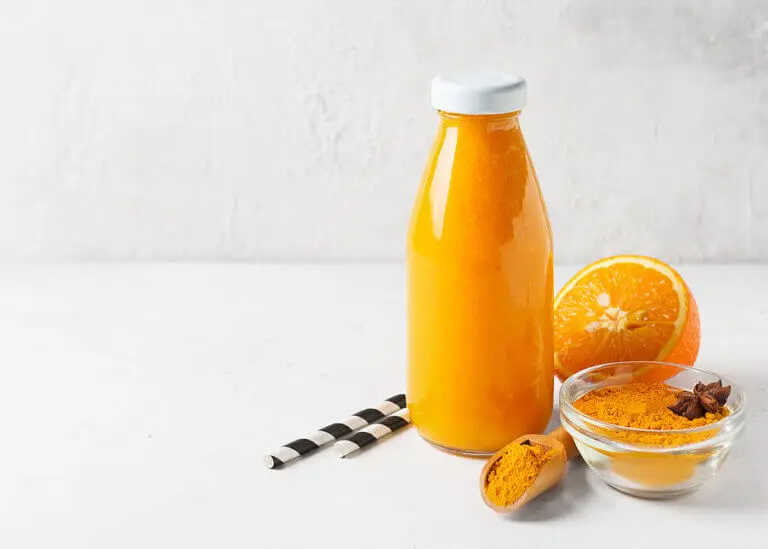 5 bebidas caseras para desintoxicar el hígado