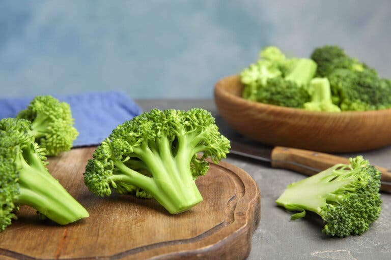 10 alimentos que no debes ingerir por la noche si quieres conciliar el sueño