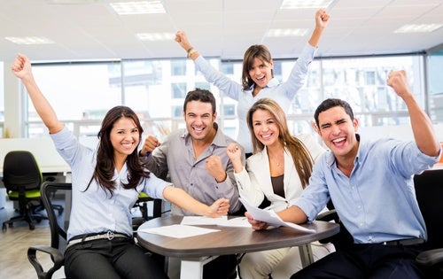 8 consejos que te ayudarán a mantener el buen humor en el trabajo