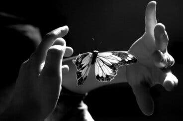 Acariciar con el alma para alcanzar la intimidad del desnudo emocional