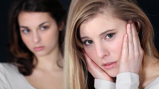 Quejica, uno de los tipos de personas difíciles de tratar