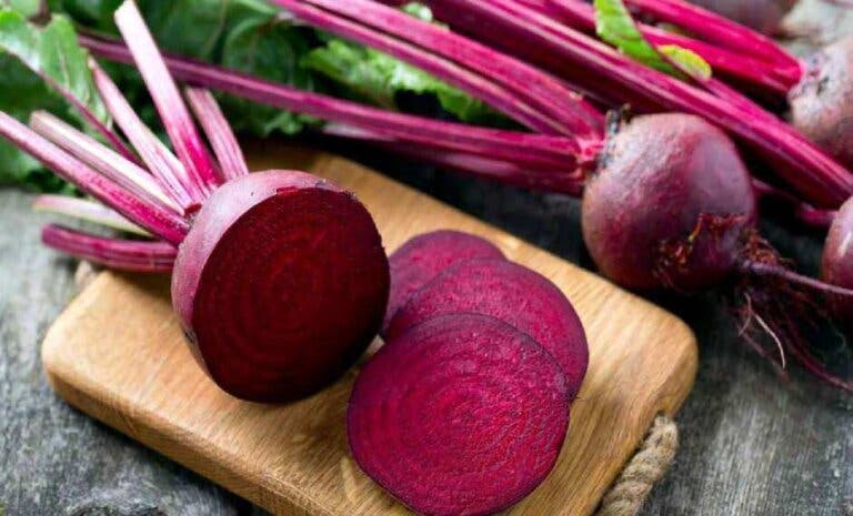 Aprende a hacer una deliciosa ensalada de betabel