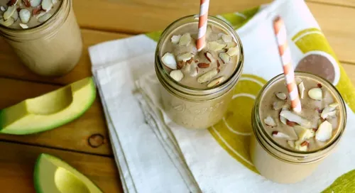 batido de leche de almendras