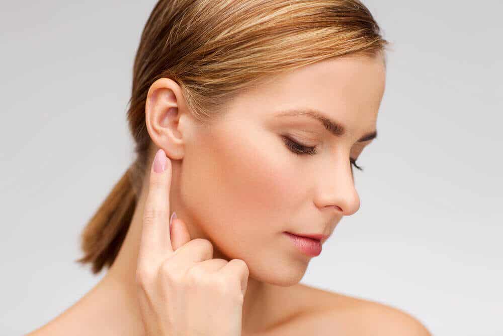 Remedios naturales para retirar la cera de los oídos