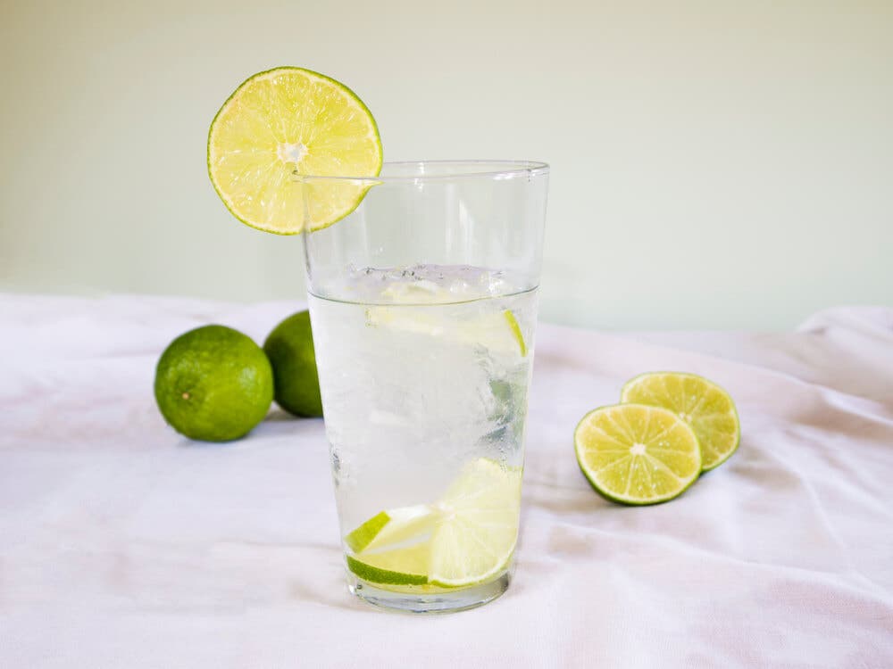 Agua de limón
