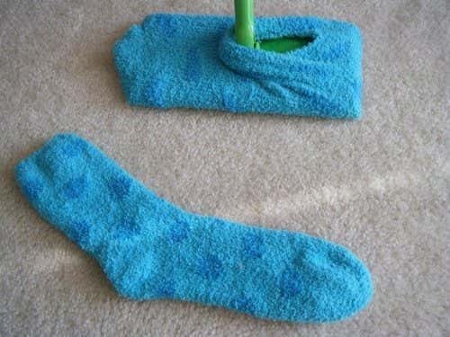 Medias o calcetines para limpiar.