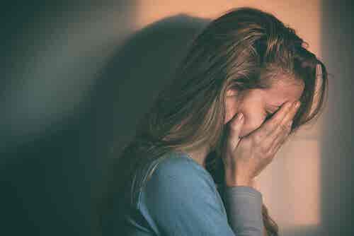 Los anticonceptivos hormonales pueden causar depresión