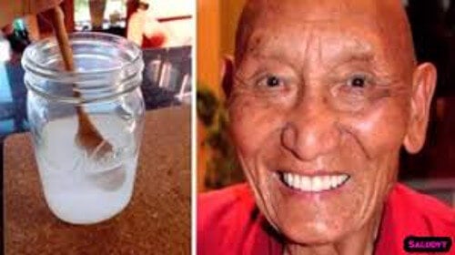 ¿Sabes por qué los monjes tibetanos tienen los dientes blancos y fuertes?