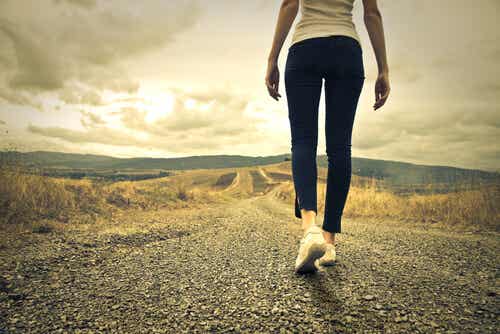 Caminar modifica tu cerebro cuando sufres depresión