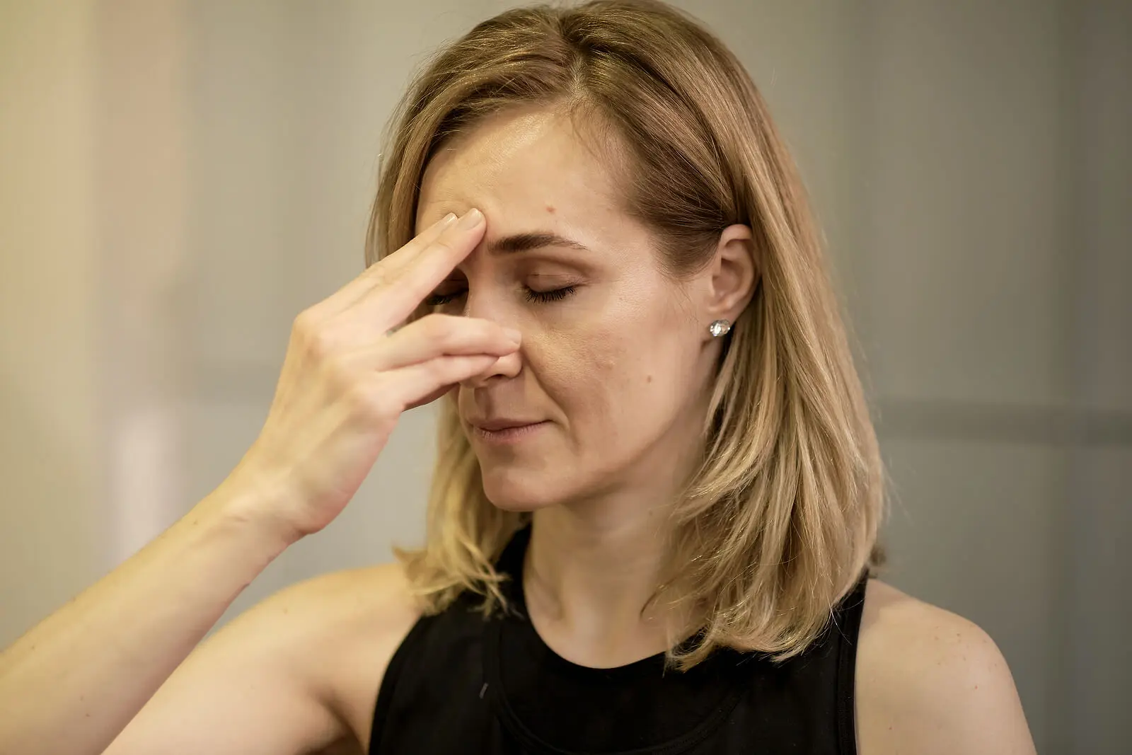 Pranayama de la medicina ayurveda para la tiroides.