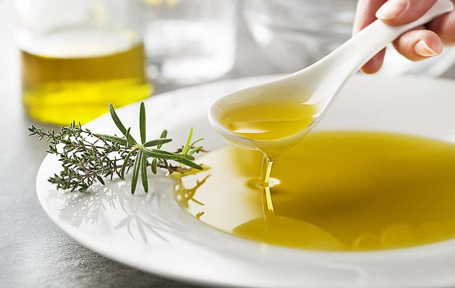 Olive oil and lemon.
