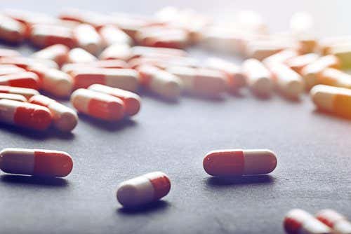 Οι παρενέργειες των αντιβιοτικών και τι πρέπει να ξέρετε