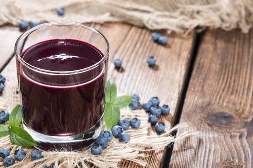 A glass of blueberry juice
