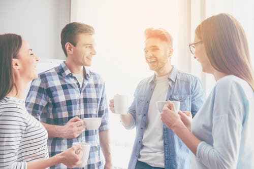 Felicidad en grupo de amigos