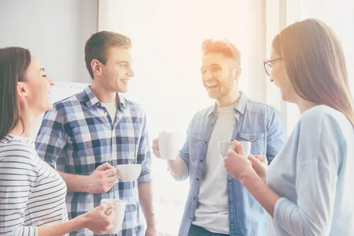 Felicidad en grupo de amigos