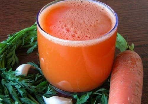 Remedio con zanahoria y ajo para combatir el agotamiento