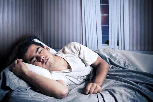 10 cosas que te suceden al dormir