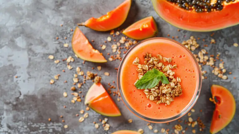 6 batidos con papaya que no querrás perderte