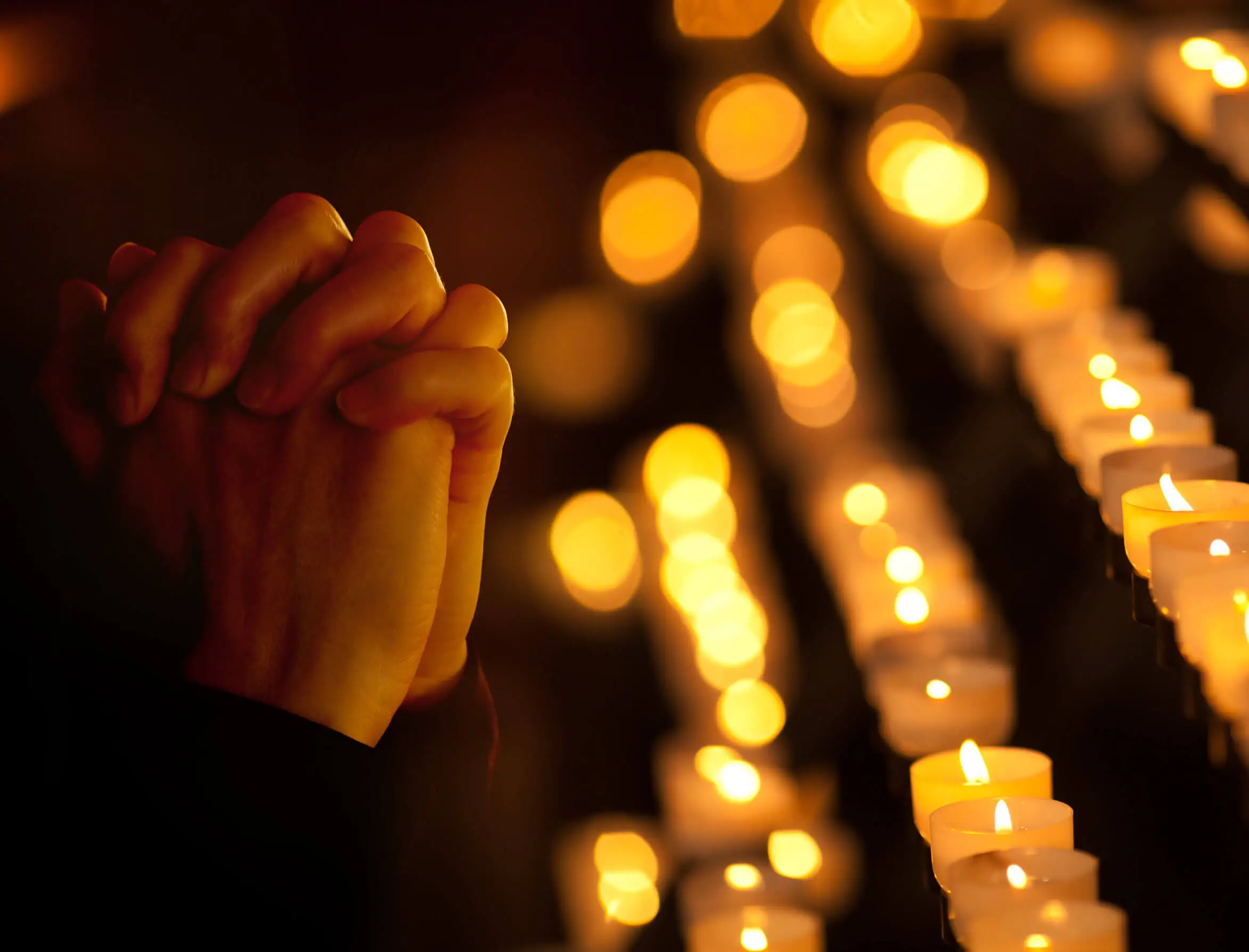 Luces de Navidad en bokeh.