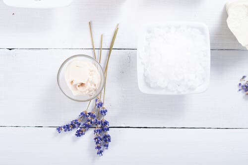 Remedio con arcilla blanca, propóleo y lavanda para los eczemas